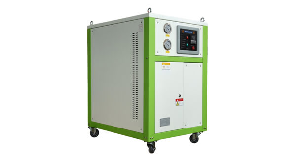 Industrial chiller for bucket production